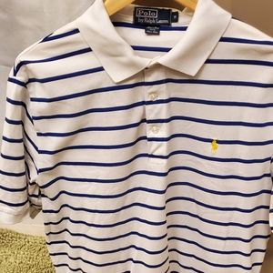 Polo short sleeved 3-button shirt